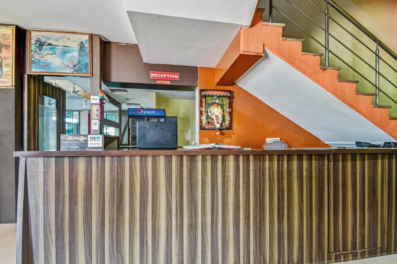 Oyo Hotel Samarth Lodge Sholapur Exterior foto