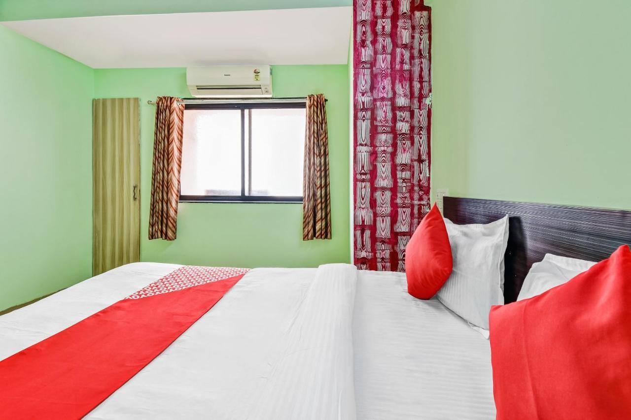 Oyo Hotel Samarth Lodge Sholapur Exterior foto